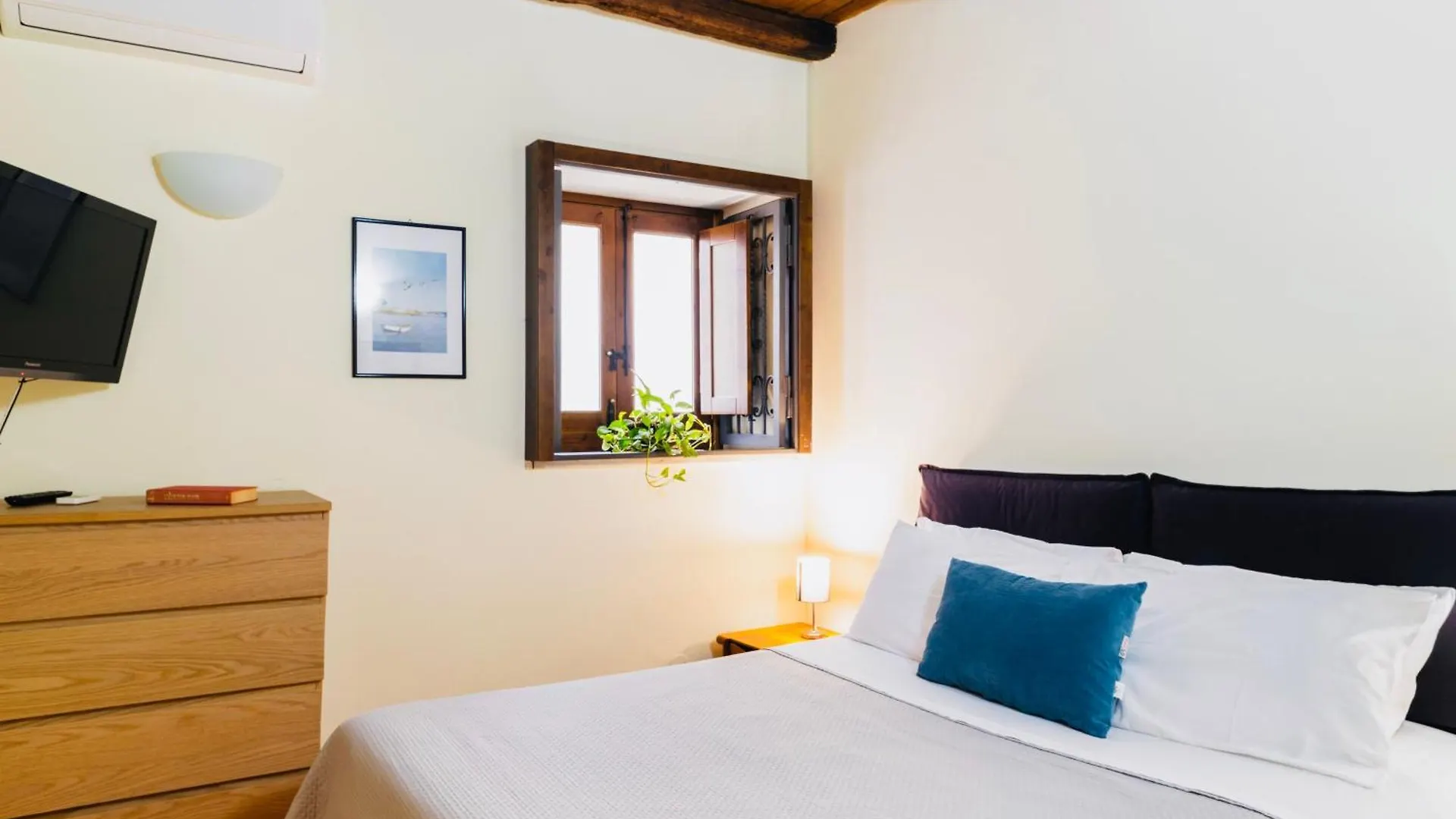 I Carrettieri - A Few Steps From The Cathedral Apartment Palermo 0*,  Italy